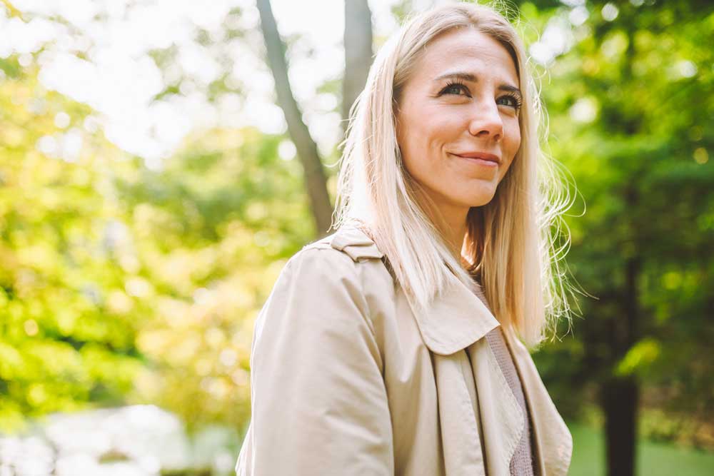 woman-with-beautiful-skin2 Middle age woman smiling with nice skin